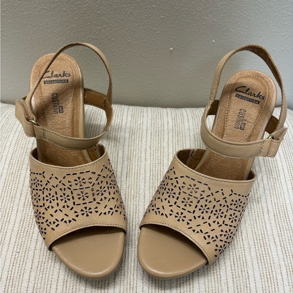 Clarks Shoes - Clark’s sandals size 9